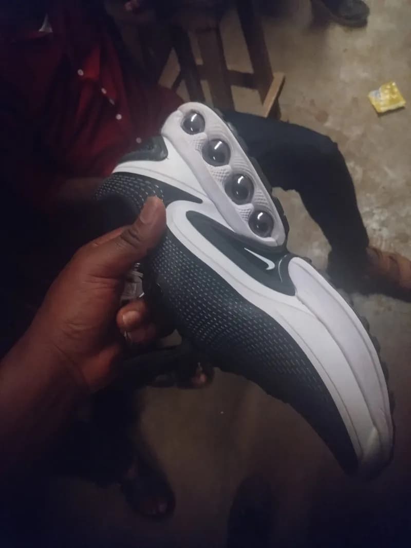 Sports Shoes
